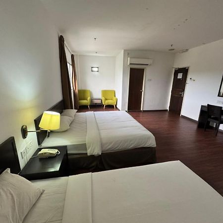 Hotel Pandan Johor Bahru Exterior foto