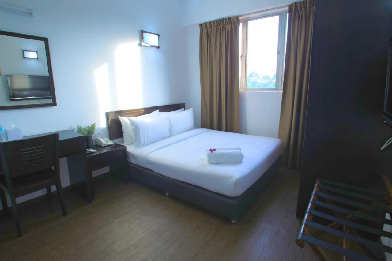 Hotel Pandan Johor Bahru Exterior foto